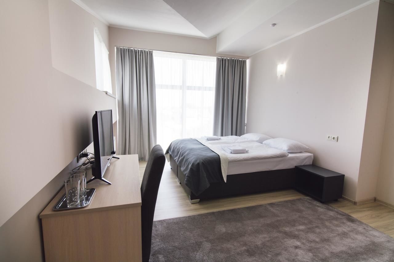 Отель Zinedine Sport-Hotel Ужгород