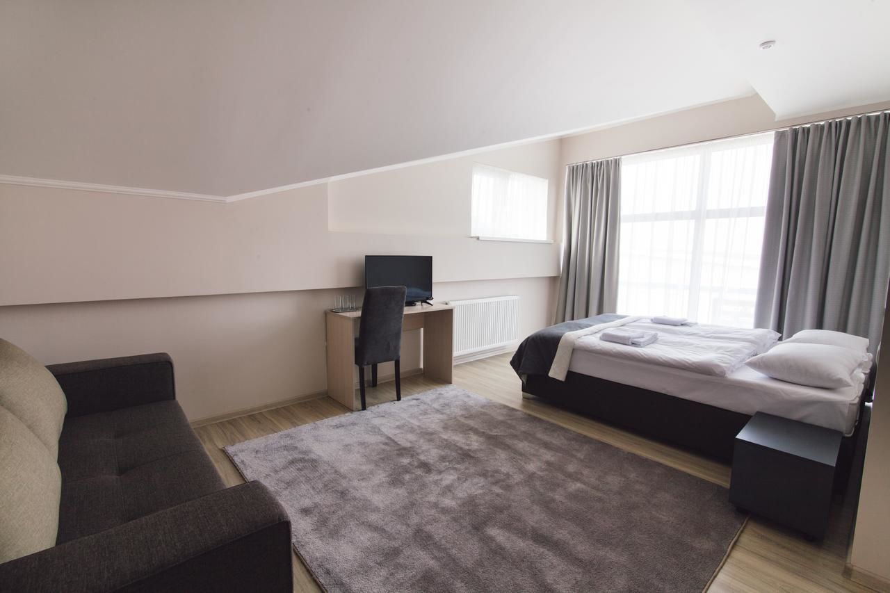 Отель Zinedine Sport-Hotel Ужгород