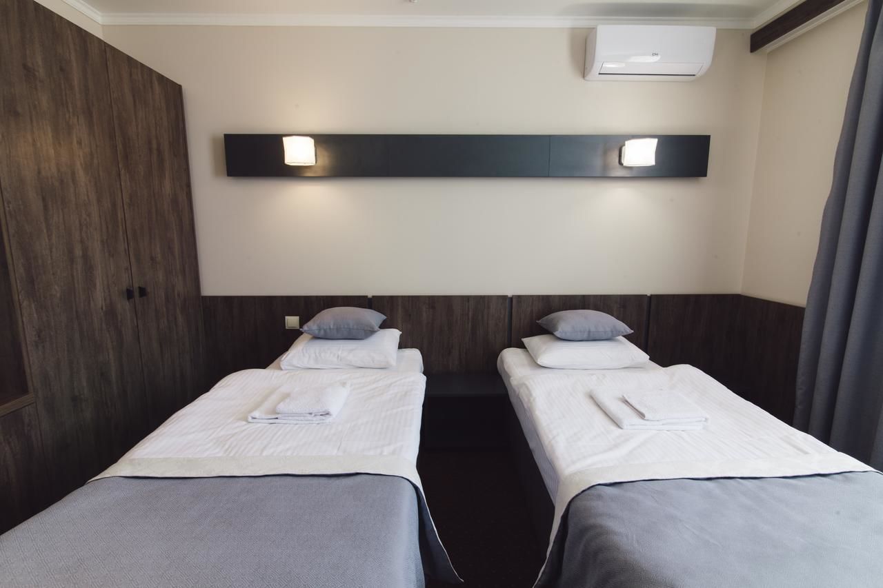 Отель Zinedine Sport-Hotel Ужгород