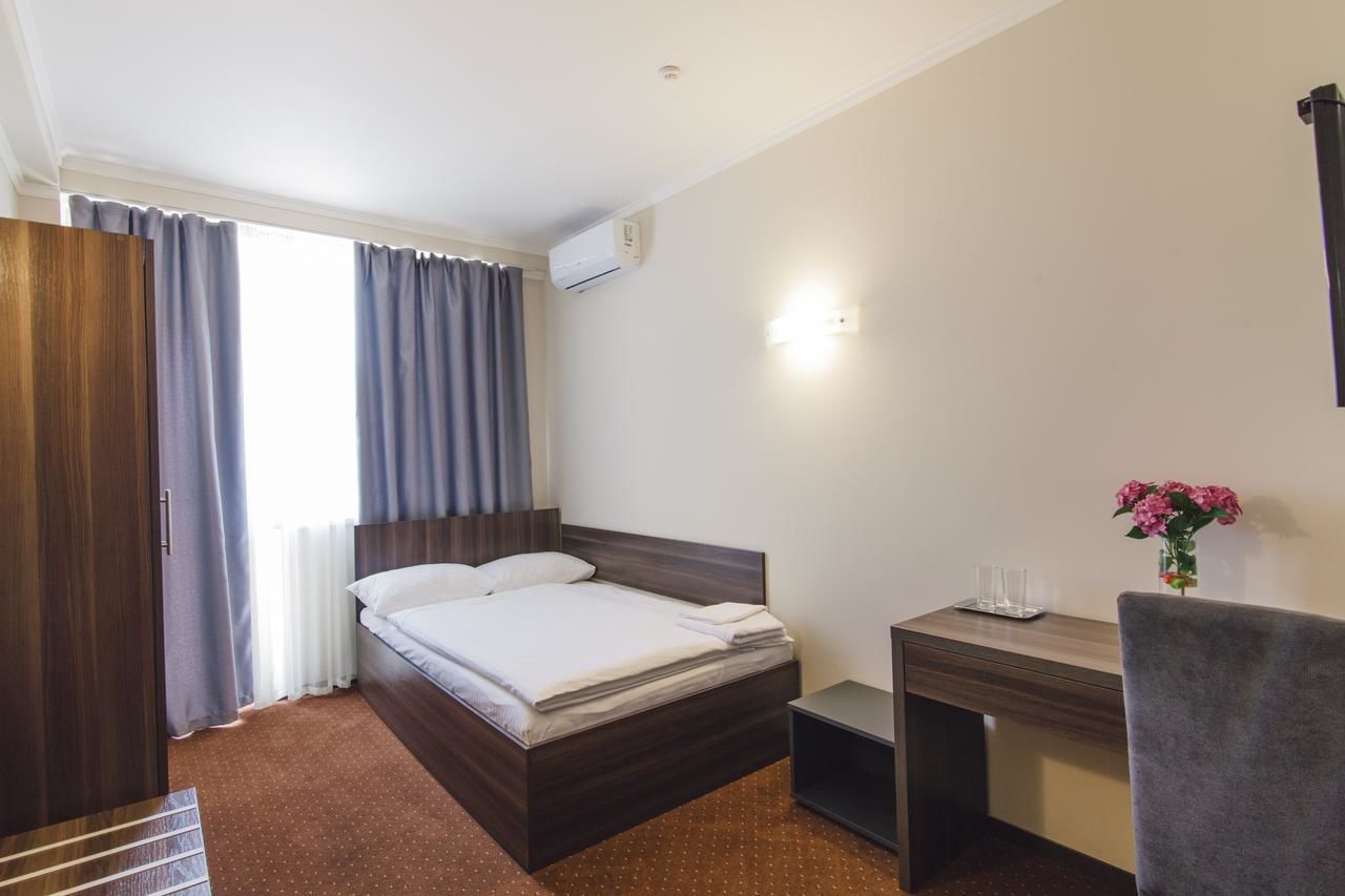 Отель Zinedine Sport-Hotel Ужгород