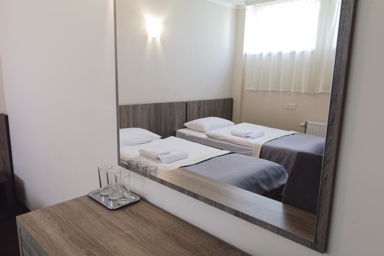 Отель Zinedine Sport-Hotel Ужгород-44