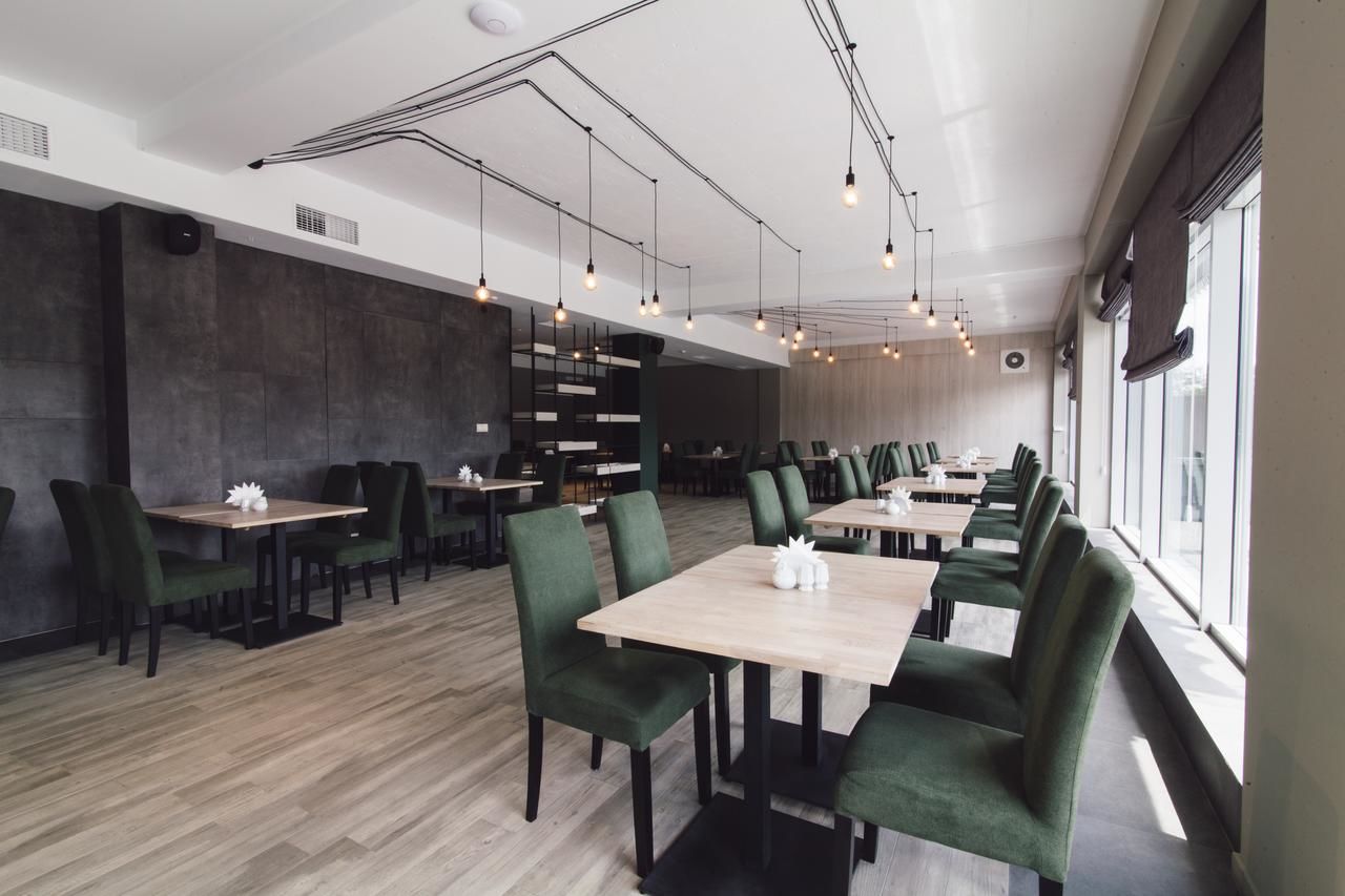 Отель Zinedine Sport-Hotel Ужгород-11