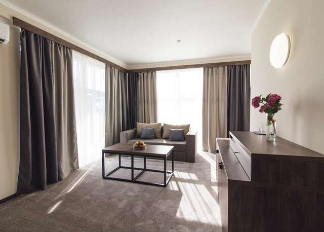 Отель Zinedine Sport-Hotel Ужгород-14